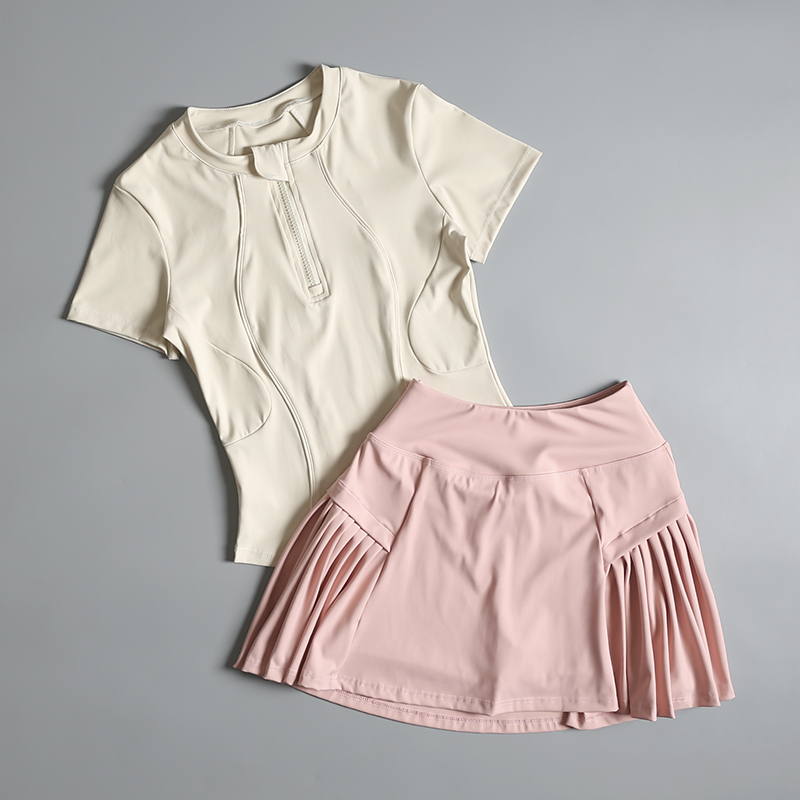 Running sports suit for women  - Badminton Field 评论和价格