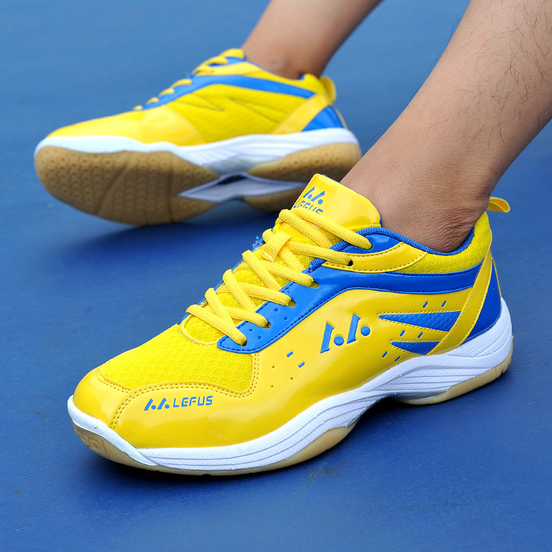 New Badminton Shoes Profession - Badminton Scoreboard 评论和价格
