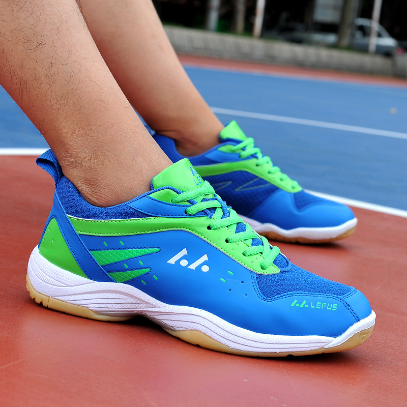 New Badminton Shoes Profession - Badminton Scoreboard 评论和价格